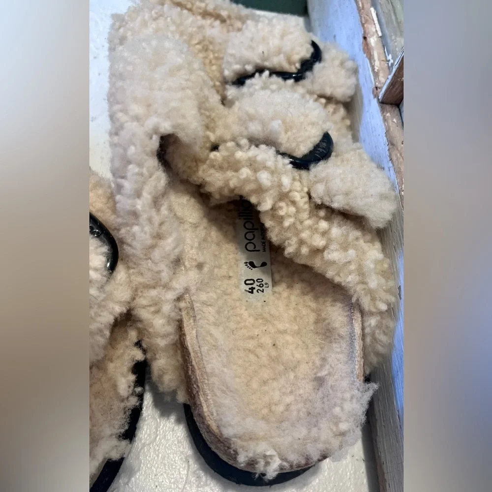 PAPILLIO Birkenstock BIG BUCKLE PLATFORM SHERPA SANDALS - Picture 8 of 8
